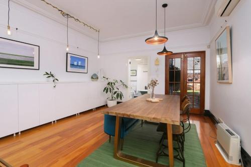 Designer 2-bed House Wgarden - Northbridge Perth
