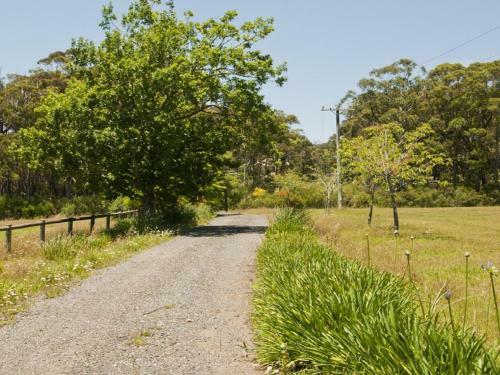 Riverbend - 5 Acres Only 9km To Village