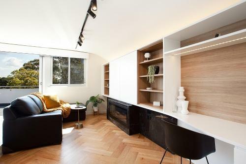 Penthouse Designer Apartment Close To City