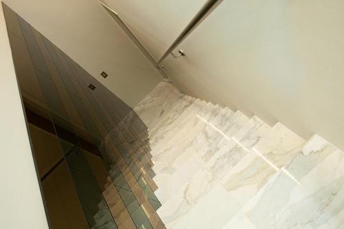 Penthouse Designer Apartment Close To City