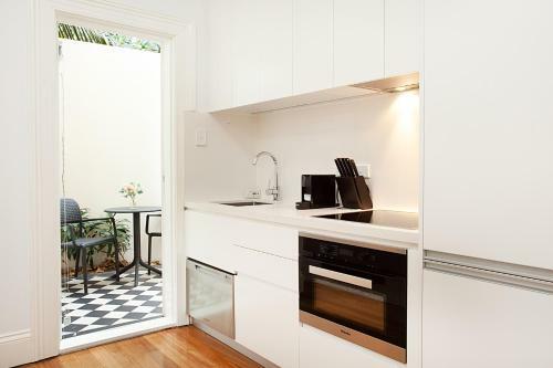Apartamento Funky Inner West Studio With Patio, 20 Min From Cbd