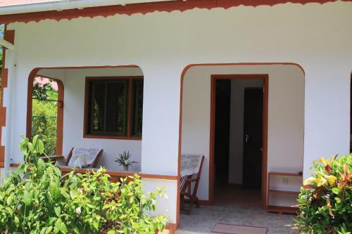 Hostal Veronic Self-catering Guest House