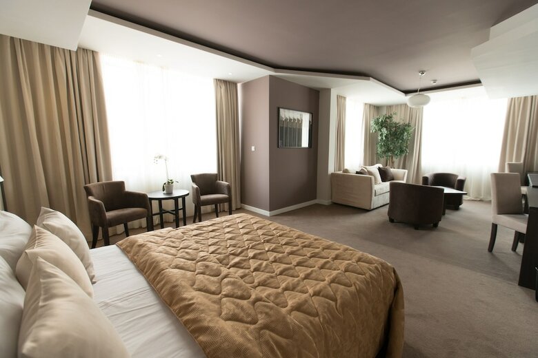 New City Hotel & Restaurant Ni?