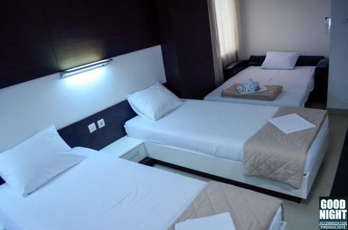 Hostal Apartments Good Night