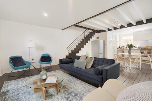 Large Converted Church Apartment In Top Location