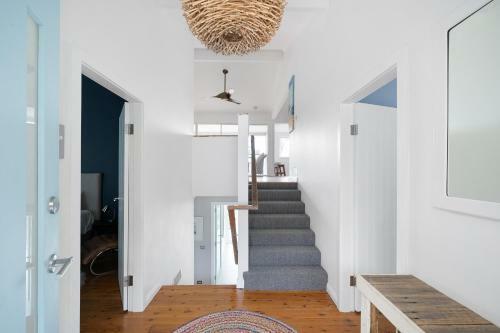 Stylish Beach Home // Moments From Water