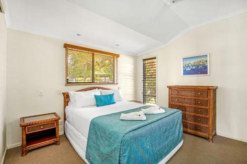 Hotel Tin Can Bay Marina Villas