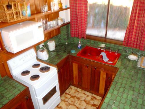 Retro 2 Bedroom Apartment