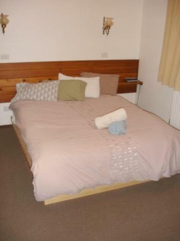 Retro 2 Bedroom Apartment