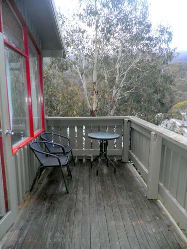 Super Value Thredbo Studio & Ante-room Apartment