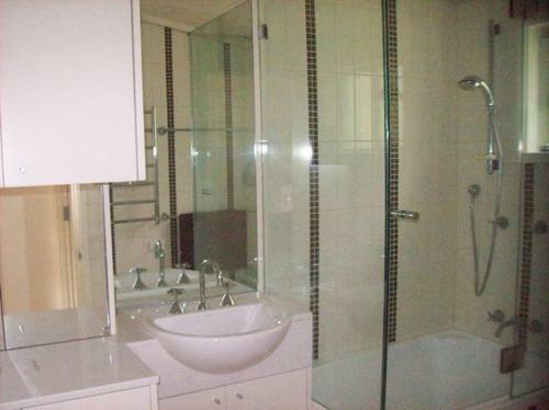 Central 2 Bedroom Apartment C5t