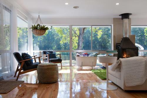 The Pond House