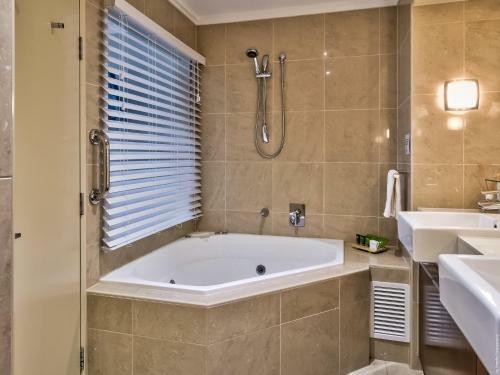 Apartamento 2 Bdr/apt/foxtel/wifi/pool/parking/spa/hervey Bay
