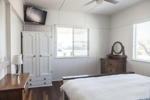 Urangan Harbour Cottage