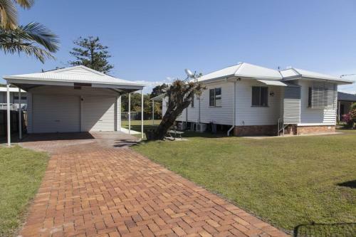 Urangan Harbour Cottage