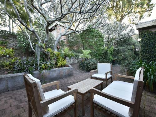 Wangi Waterfront Delight 4br Waterfront Reserve Home