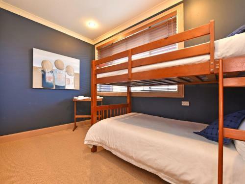 Wangi Waterfront Delight 4br Waterfront Reserve Home