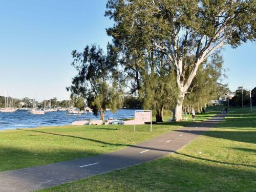 Wangi Waterfront Delight 4br Waterfront Reserve Home