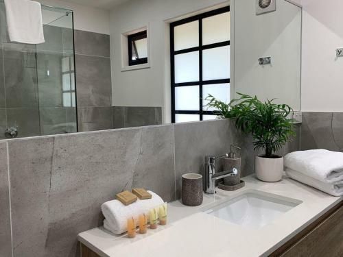 The Deck House - A Wye River Icon