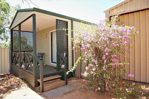 10 Tautog Street House And Unit - Separate Self-contained Unit