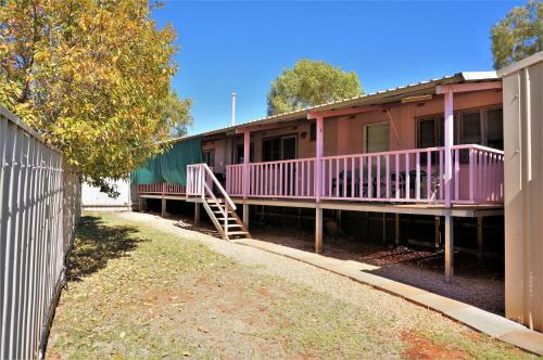 10 Tautog Street House And Unit - Separate Self-contained Unit