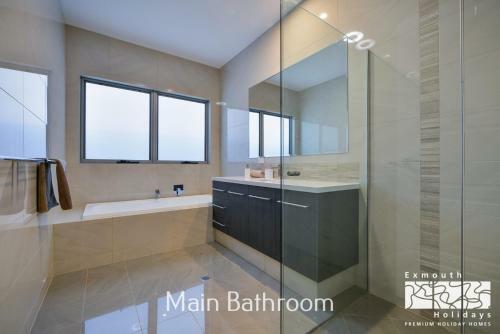 27 Kestrel Place - With Pool And Jetty