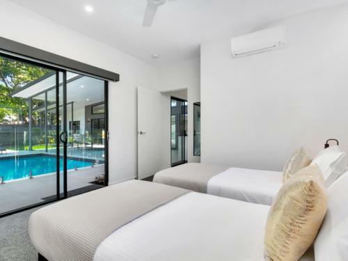 Villa Tiino - Clifton Beach