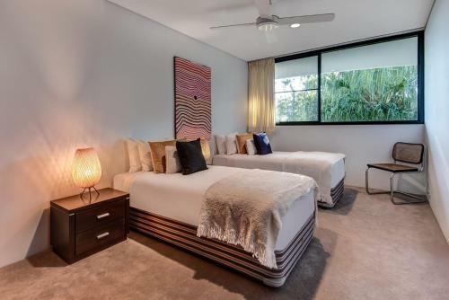 Waves 3 Luxury 3 Bedroom Endless Ocean Views Central Location + Buggy