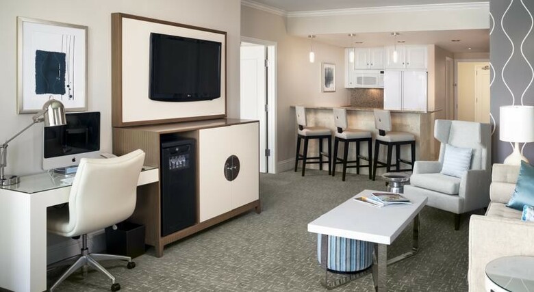 Hotel Fontainebleau Miami Beach