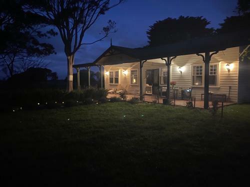 Byfrons Phillip Island Farmhouse