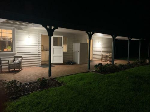 Byfrons Phillip Island Farmhouse