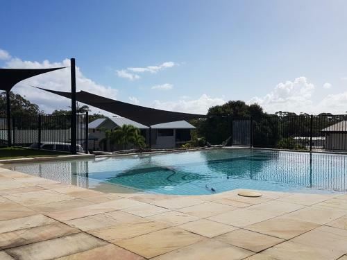 13 Coora Court - Sleeps 6, Pool, Air Con, Pets
