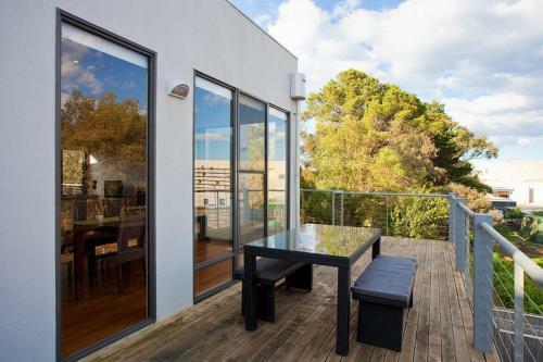 Great Ocean Retreat 5-7