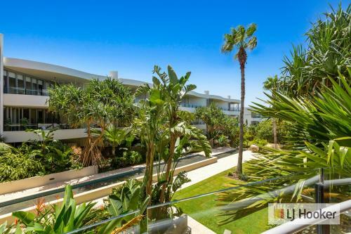 Cotton Beach 85 - Private Mid Floor Apartment