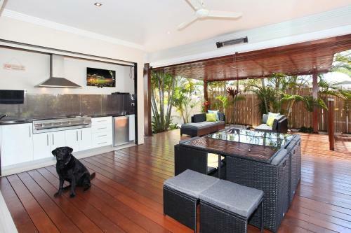 Apartamento Central Marcoola Holiday Home