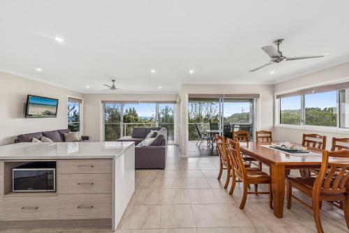 Villa Beachaway Fuller Street 11a & 11b