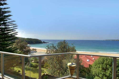 Bedarra, Mollymook Beach