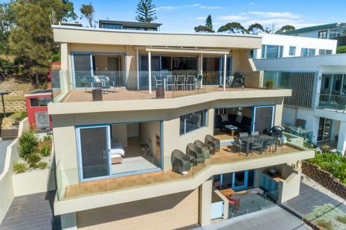 Aqua Shores Award Winning Apartment