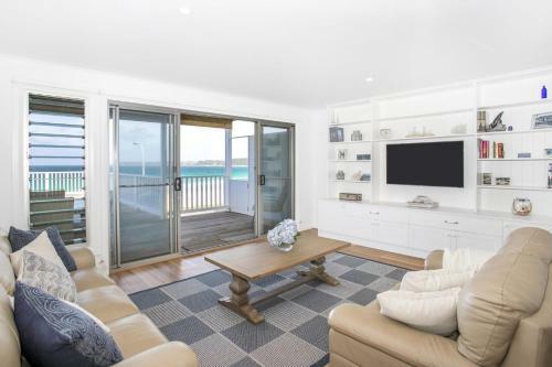 Pa's Beach House - Apartment 3