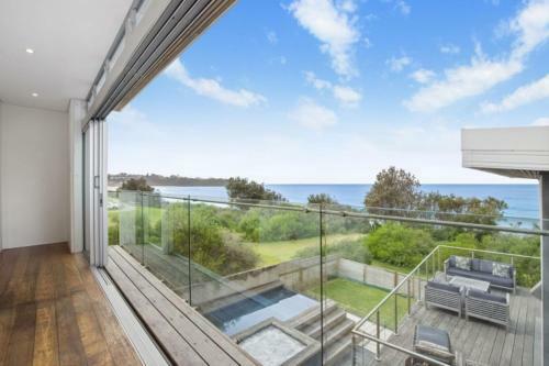 Beachfront Location - 28 Mitchell Pde