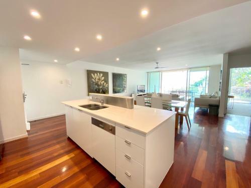 Direct Beach Access ? 3 Bed Apart - Cabarita Beach