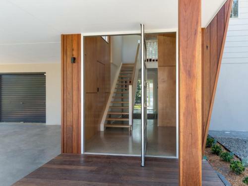 Kookaburra House At Vincentia 4pm Check Out Sundays