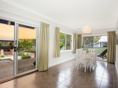 Taras I Pet Friendly I 5 Mins Walak To Beach