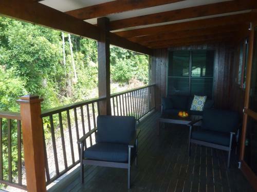 Daintree Holiday Homes - Yurara