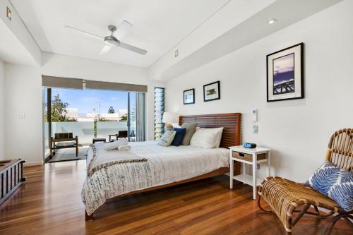 Contemporary & Central, Sunshine Beach