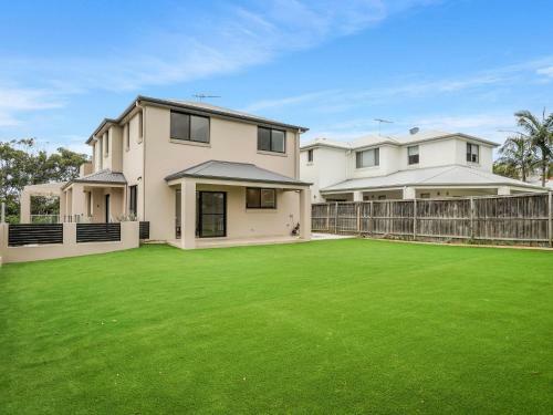 Sandcastle 42 Helen Dr