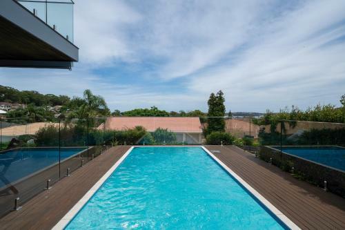 Magnificent 5-bedroom Home // Pool & Ocean View