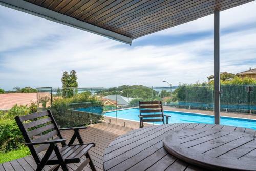 Magnificent 5-bedroom Home // Pool & Ocean View
