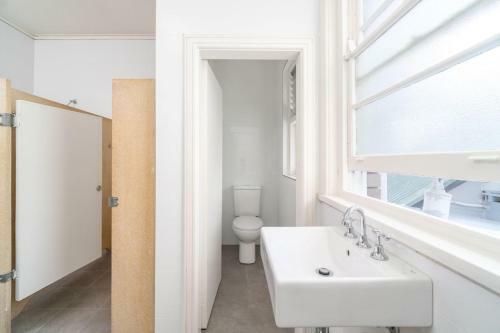 Sydney Junction Hotel