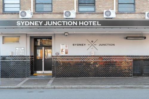 Sydney Junction Hotel